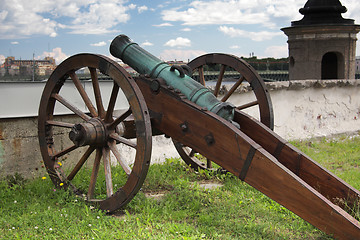 Image showing Old field cannon