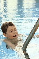 Image showing Boy swimming in pool