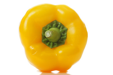 Image showing Yellow paprika sideview