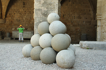 Image showing Cannon balls