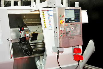 Image showing Lathe machinery