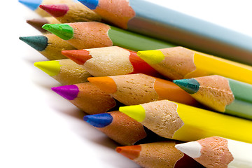 Image showing color pencils