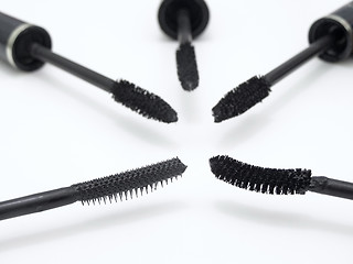 Image showing round of make-up brushes