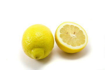 Image showing Cuted yellow lemon