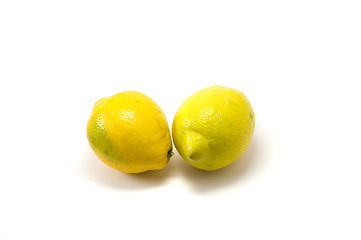Image showing Two lemons