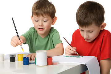 Image showing Two boys draw