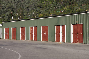 Image showing Garages