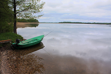 Image showing Boat on the lake