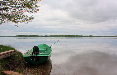 Image showing Boat on the lake