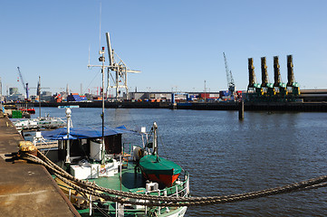 Image showing Port and Skyline of Hamburg