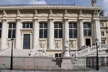 Image showing palais de justice paris france