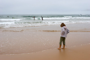 Image showing girl and ocean