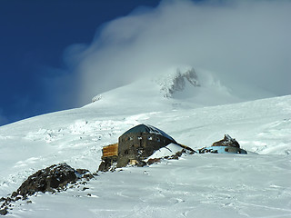 Image showing The house in mountains