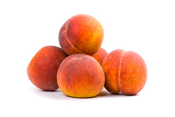 Image showing five peaches