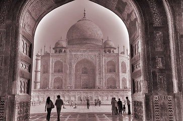 Image showing Wah Taj