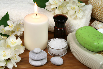 Image showing Spa candle