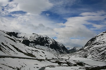 Image showing Mountain road 