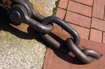 Image showing Chain 01