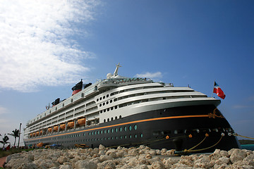 Image showing Cruise Ship