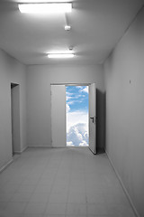 Image showing openning door from hospital corridor