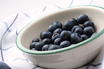 Image showing Fresh blueberries in a bowl.