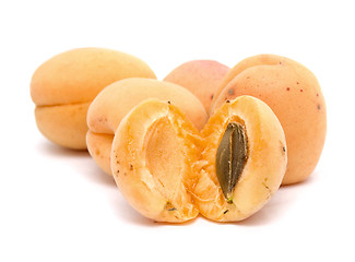 Image showing apricots