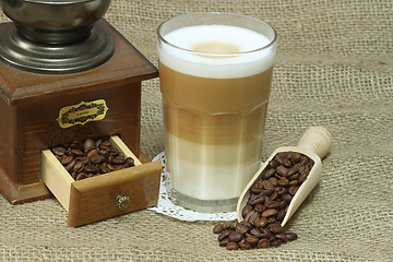 Image showing Latte Macchiato