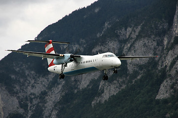 Image showing Landing aircraft
