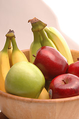 Image showing bananas apples green red 1