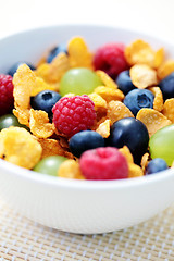 Image showing corn flakes with fruits