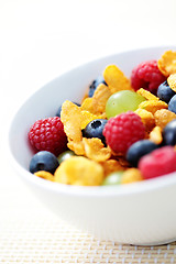 Image showing corn flakes with fruits