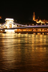 Image showing Chain bridge at night - Budapest, Hungary