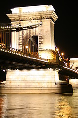 Image showing Chain bridge at night - Budapest, Hungary