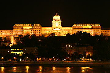 Image showing Budapest Castle by night