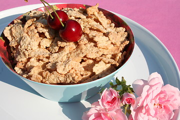 Image showing Cornflakes and cherries