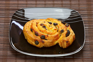 Image showing delicious bun  on plate