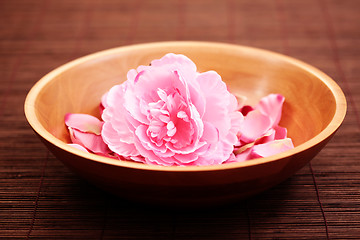 Image showing bowl with flowers