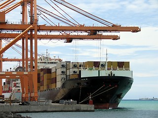 Image showing Cargo ship in port