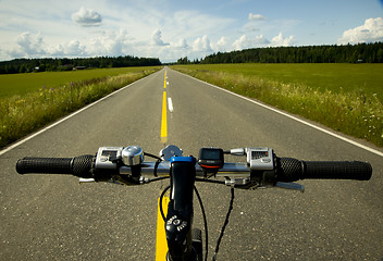 Image showing Bicycle and road