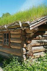 Image showing Classic log cabin