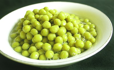 Image showing Bowl of peas