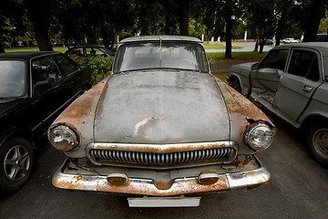 Image showing Rusty car