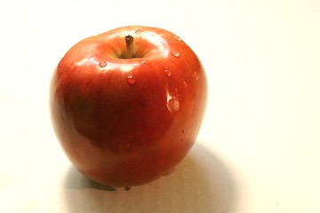 Image showing Red apple