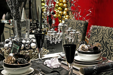 Image showing Black tableware