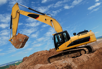 Image showing Excavator in sandpit