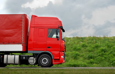 Image showing red lorry