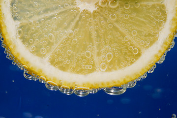 Image showing Lemon in water