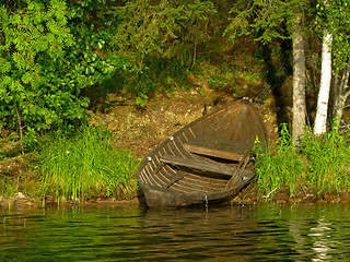 Image showing Old row boat on the shore