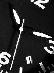 Image showing Black and white clock.