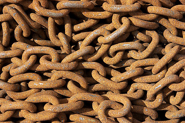 Image showing Pile of rusting chains